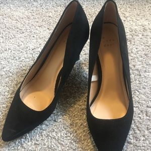 Black velvet heels
